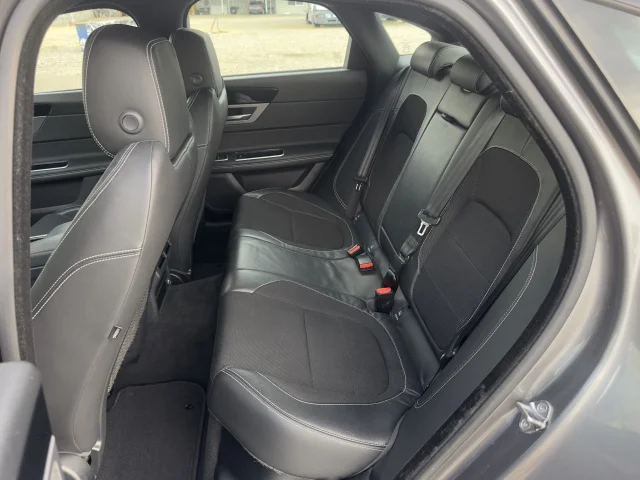 Jaguar XF 3.0d V6 (300 кс) Automatic - автомобили, коли, обяви за нови и употребявани 8