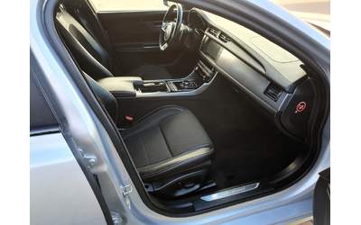 Jaguar Xf 2.0d R-Sport 4WD/240/ - автомобили, коли, обяви за нови и употребявани 11