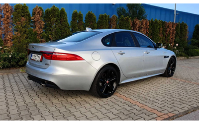 jaguar-xf - 3