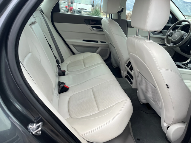 Jaguar Xf 2.0TDI-180-FEIS-ITALIA - автомобили, коли, обяви за нови и употребявани 5