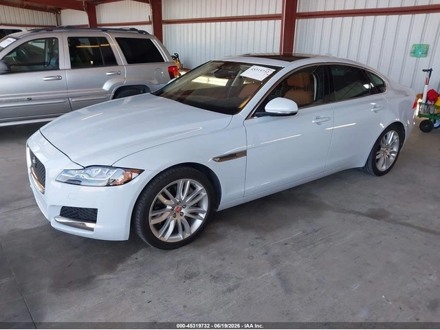 Jaguar Xf * PORTFOLIO* LIMITED* ПАНО* KEYLESS* Camera* ПОДГР - автомобили, коли, обяви за нови и употребявани 2