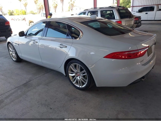 Jaguar Xf * PORTFOLIO* LIMITED* ПАНО* KEYLESS* Camera* ПОДГР - автомобили, коли, обяви за нови и употребявани 4