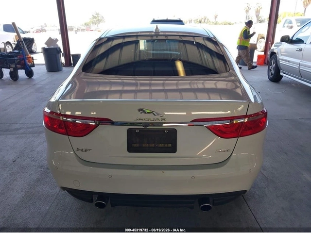 Jaguar Xf * PORTFOLIO* LIMITED* ПАНО* KEYLESS* Camera* ПОДГР - автомобили, коли, обяви за нови и употребявани 5