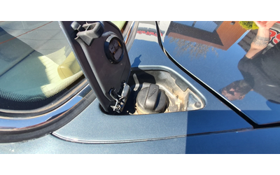 Jaguar Xj Daimler 4.0six - автомобили, коли, обяви за нови и употребявани 14