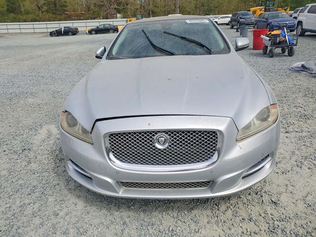 Jaguar Xj 5.0L 8 REAR WHEEL DRIVE - автомобили, коли, обяви за нови и употребявани 4