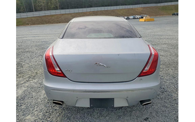 jaguar-xj-5-0l-8-rear-wheel-drive - 5