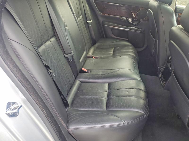 Jaguar Xj 5.0L 8 REAR WHEEL DRIVE - автомобили, коли, обяви за нови и употребявани 9