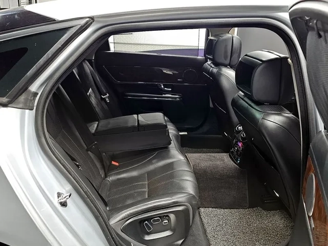 Jaguar Xj 3.0D - автомобили, коли, обяви за нови и употребявани 10