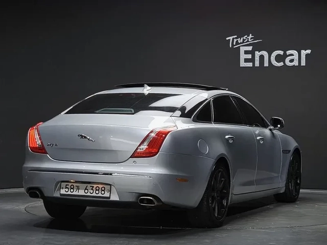 Jaguar Xj 3.0D - автомобили, коли, обяви за нови и употребявани 1