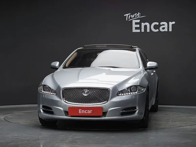 Jaguar Xj 3.0D - автомобили, коли, обяви за нови и употребявани 2