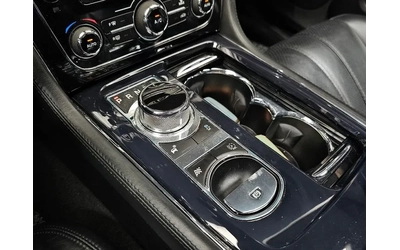 Jaguar Xj 3.0D - автомобили, коли, обяви за нови и употребявани 8