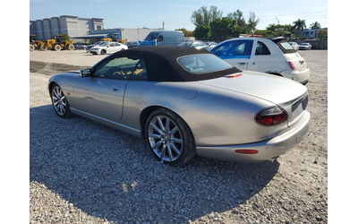 jaguar-xk8-4-2l-8-rear-wheel-drive - 1
