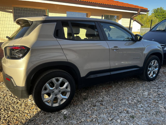 Jeep Avenger 1.2 (100 кс) e-Hybrid e-DCS - автомобили, коли, обяви за нови и употребявани 2