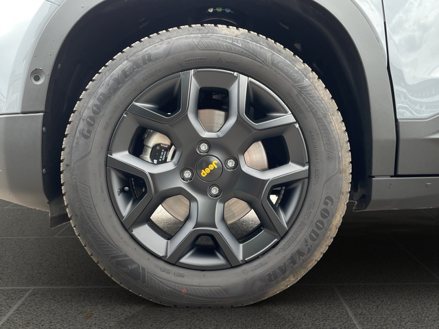 Jeep AVENGER THE NORTH FACE 1.2 e-Hybrid 48V 145hp 6-DCT 4xe - автомобили, коли, обяви за нови и употребявани 16