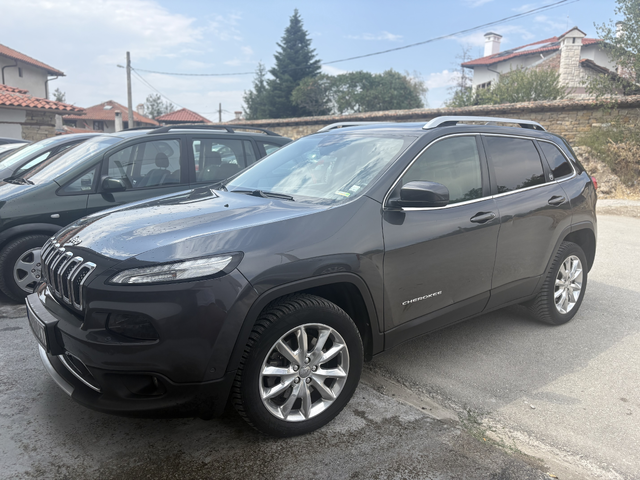 Jeep Cherokee, 2015 г., 183000 км, 0 к.с. - автомобили, коли, обяви за нови и употребявани 4