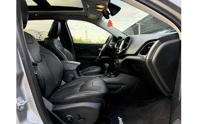 Jeep Cherokee 3.2 V6, LIMITED - автомобили, коли, обяви за нови и употребявани 7