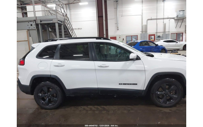 Jeep Cherokee 2.0L I-4 DI, DOHC, TURBO, 270HP 4X4 Drive - автомобили, коли, обяви за нови и употребявани 12