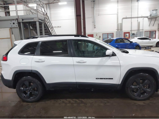 Jeep Cherokee 2.0L I-4 DI, DOHC, TURBO, 270HP 4X4 Drive - автомобили, коли, обяви за нови и употребявани 12
