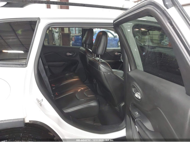 Jeep Cherokee 2.0L I-4 DI, DOHC, TURBO, 270HP 4X4 Drive - автомобили, коли, обяви за нови и употребявани 7