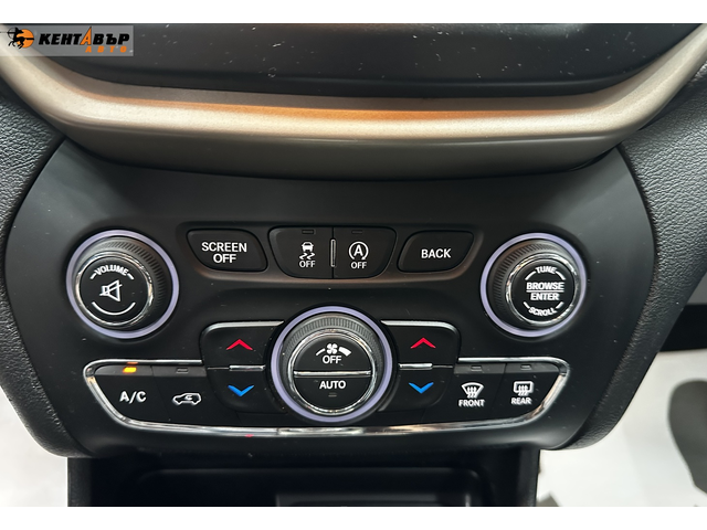 Jeep Cherokee 2.2M-Jet Night Eagle 4WD - автомобили, коли, обяви за нови и употребявани 13