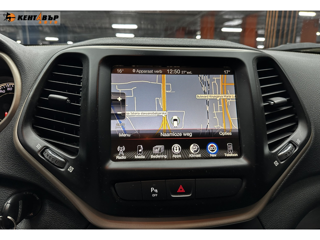 Jeep Cherokee 2.2M-Jet Night Eagle 4WD - автомобили, коли, обяви за нови и употребявани 16