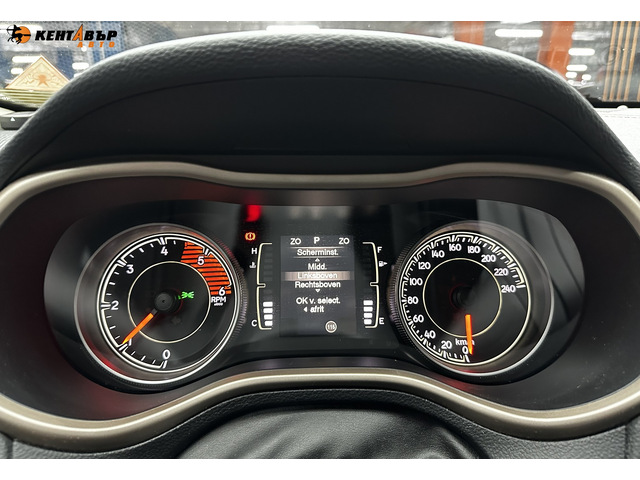 Jeep Cherokee 2.2M-Jet Night Eagle 4WD - автомобили, коли, обяви за нови и употребявани 17