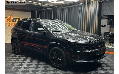Jeep Cherokee 2.2M-Jet Night Eagle 4WD - автомобили, коли, обяви за нови и употребявани 3