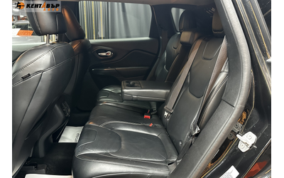 Jeep Cherokee 2.2M-Jet Night Eagle 4WD - автомобили, коли, обяви за нови и употребявани 8