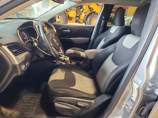 Jeep Cherokee 2.4L 4 4X4 W/FRONT WHL DRV - автомобили, коли, обяви за нови и употребявани 6