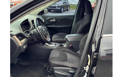 Jeep Cherokee 2.4L 4cyl FWD - автомобили, коли, обяви за нови и употребявани 11