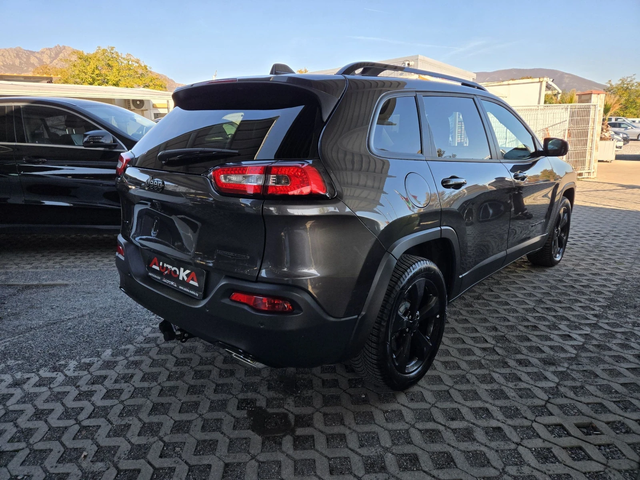 Jeep Cherokee 2.2CRDI-200кс= 152.000km= NIGHT EAGLE= OVERLAND - автомобили, коли, обяви за нови и употребявани 2