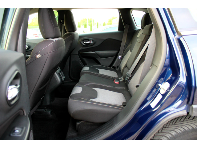 Jeep Cherokee 2.0 M-JET ЛИЗИНГ - автомобили, коли, обяви за нови и употребявани 11