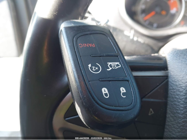 JEEP Cherokee 3.2L V-6 DOHC, 271HP 4X4 Drive - автомобили, коли, обяви за нови и употребявани 10