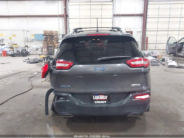 Jeep Cherokee 3.2L V-6 DOHC, 271HP 4X4 Drive - автомобили, коли, обяви за нови и употребявани 15