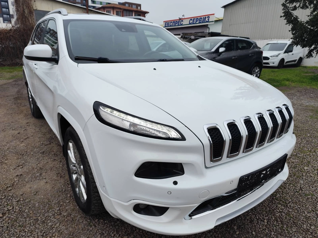 Jeep Cherokee 2.2TD Overl.AWD200кс - автомобили, коли, обяви за нови и употребявани 8