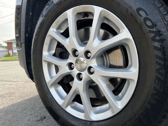 Jeep Cherokee * Latitude, Longitude, North * CARFAX * ЦЕНА ДО БГ - автомобили, коли, обяви за нови и употребявани 6