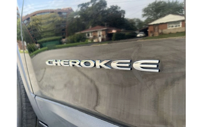 Jeep Cherokee * Latitude, Longitude, North * CARFAX * ЦЕНА ДО БГ - автомобили, коли, обяви за нови и употребявани 7