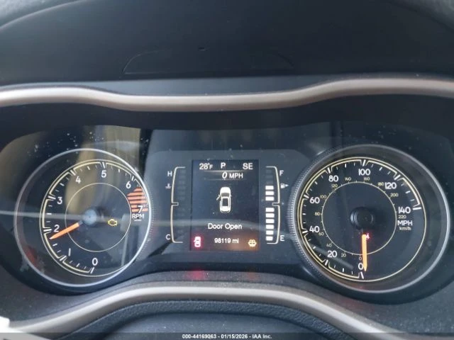 Jeep Cherokee LATITUDE TECH CONNECT 4X4 - автомобили, коли, обяви за нови и употребявани 12