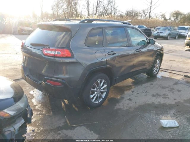 Jeep Cherokee LATITUDE TECH CONNECT 4X4 - автомобили, коли, обяви за нови и употребявани 3