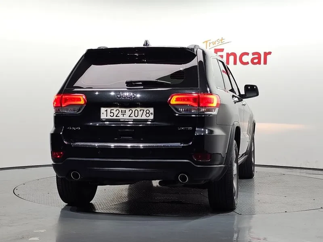 Jeep Cherokee 3.6 Limited - автомобили, коли, обяви за нови и употребявани 3