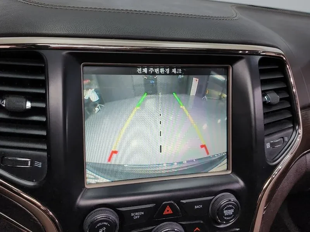 Jeep Cherokee 3.0 Diesel Overland - автомобили, коли, обяви за нови и употребявани 14