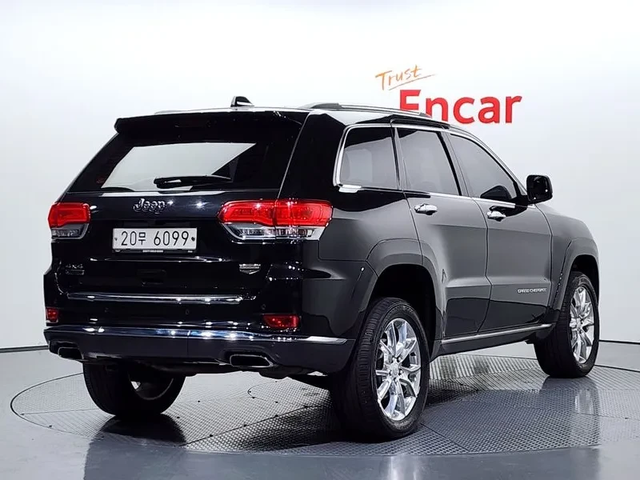 Jeep Cherokee 3.0 Diesel Overland - автомобили, коли, обяви за нови и употребявани 1