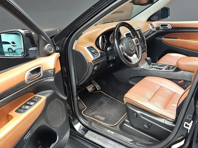 Jeep Cherokee 3.0 Diesel Overland - автомобили, коли, обяви за нови и употребявани 11