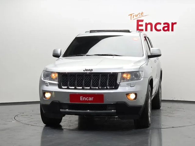 Jeep Cherokee 3.0 Diesel Overland - автомобили, коли, обяви за нови и употребявани 2