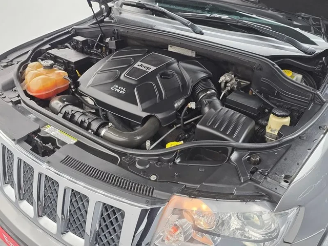 Jeep Cherokee 3.0 Diesel Overland - автомобили, коли, обяви за нови и употребявани 5