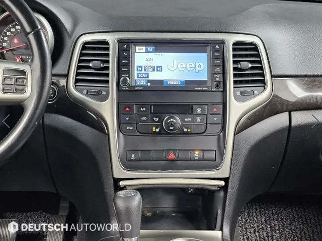 Jeep Cherokee 3.0 Diesel Laredo - автомобили, коли, обяви за нови и употребявани 13