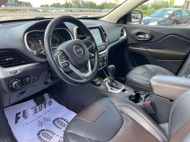 Jeep Cherokee 2.2GRDI-200-NAVI-ITALIA - автомобили, коли, обяви за нови и употребявани 8