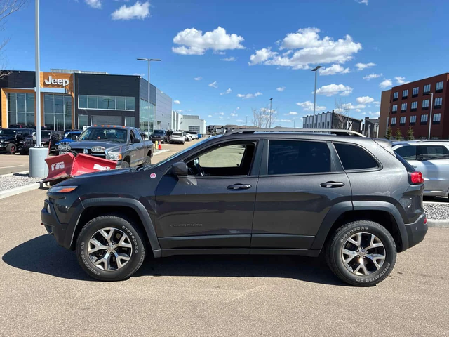 Jeep Cherokee * Trailhawk * PANO * КАМЕРА * ПОДГРЕВ * NAVI - автомобили, коли, обяви за нови и употребявани 1