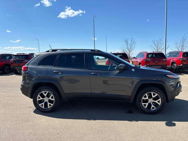 Jeep Cherokee * Trailhawk * PANO * КАМЕРА * ПОДГРЕВ * NAVI - автомобили, коли, обяви за нови и употребявани 2