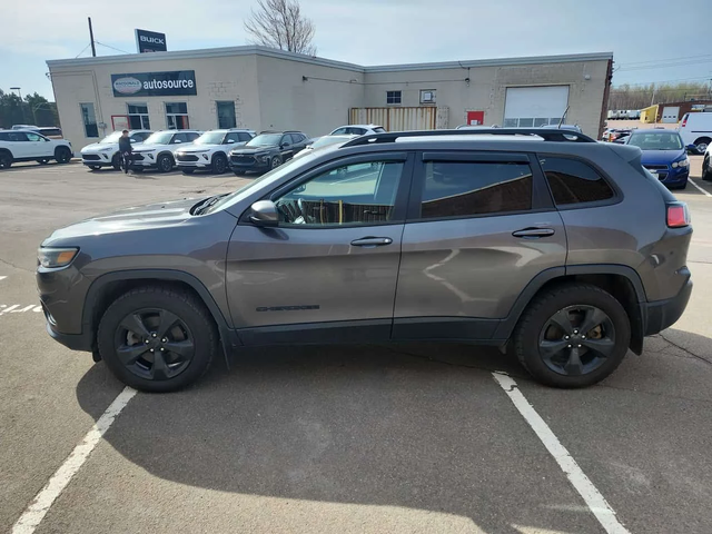Jeep Cherokee * Altitude * ПАМЕТ * KEYLESS * NAVI - автомобили, коли, обяви за нови и употребявани 1